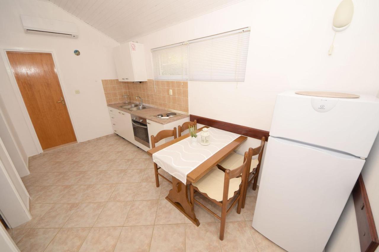 Apartments By The Sea Podobuce, Peljesac - 631 Esterno foto