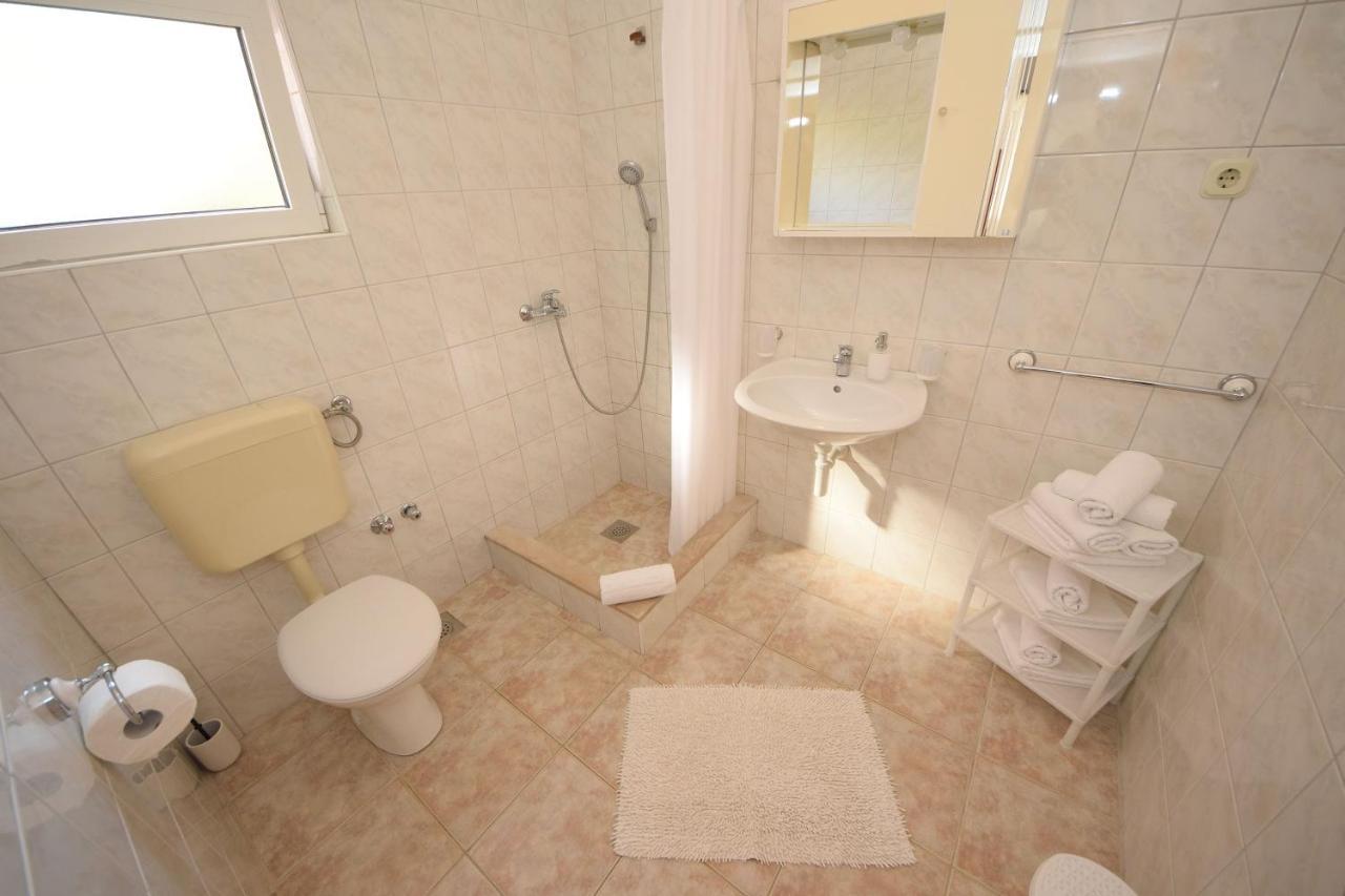 Apartments By The Sea Podobuce, Peljesac - 631 Esterno foto